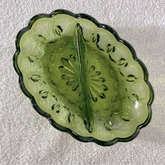 Vintage Indiana Avocado  Green Thumb Print Scalloped Edge Divided Relish Dish - Picture 2 of 14